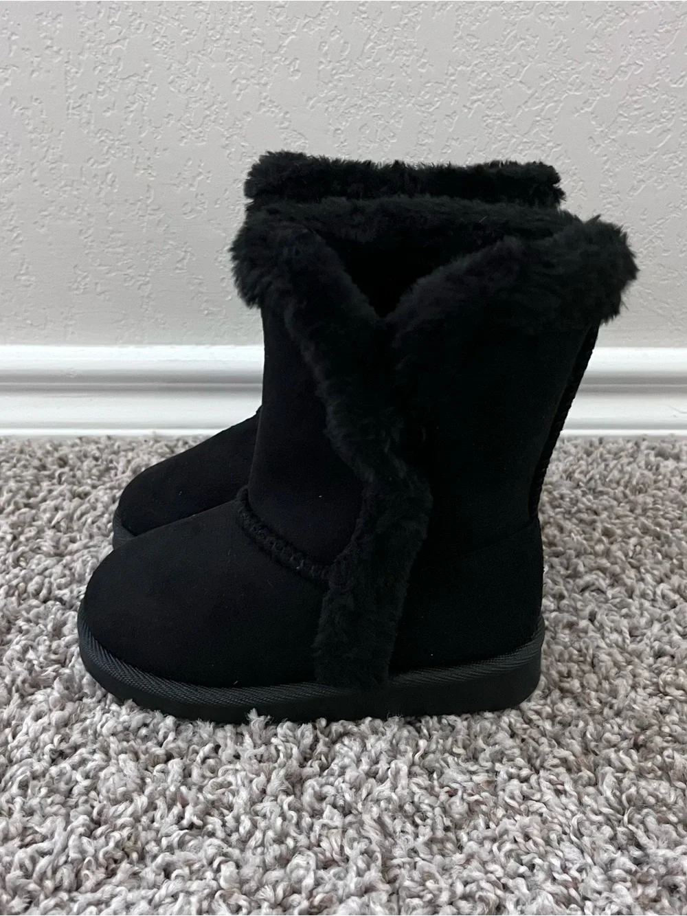 NWOT FabKids boots